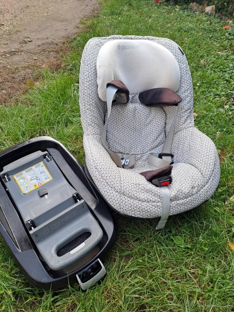 Maxi-Cosi Pearl sedacka 9-18 kg+Isofix