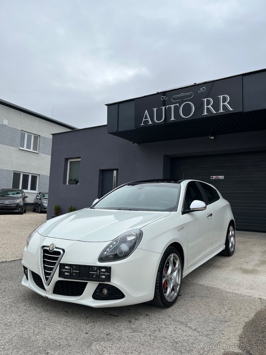 Alfa Romeo Giulietta 1.6 JTDm Šport = 196531km, 2011  =