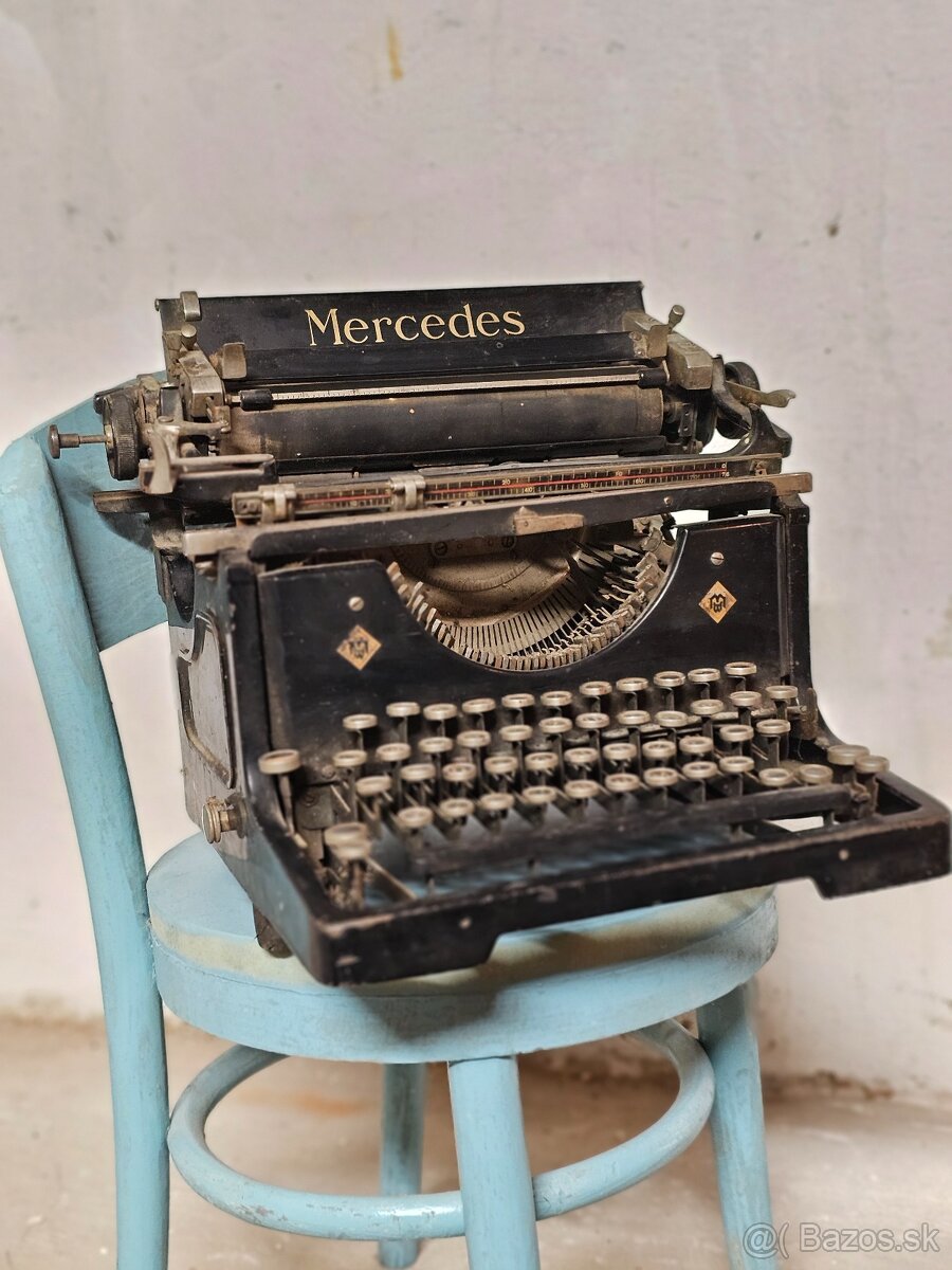 Pisací stroj Mercedes Superba