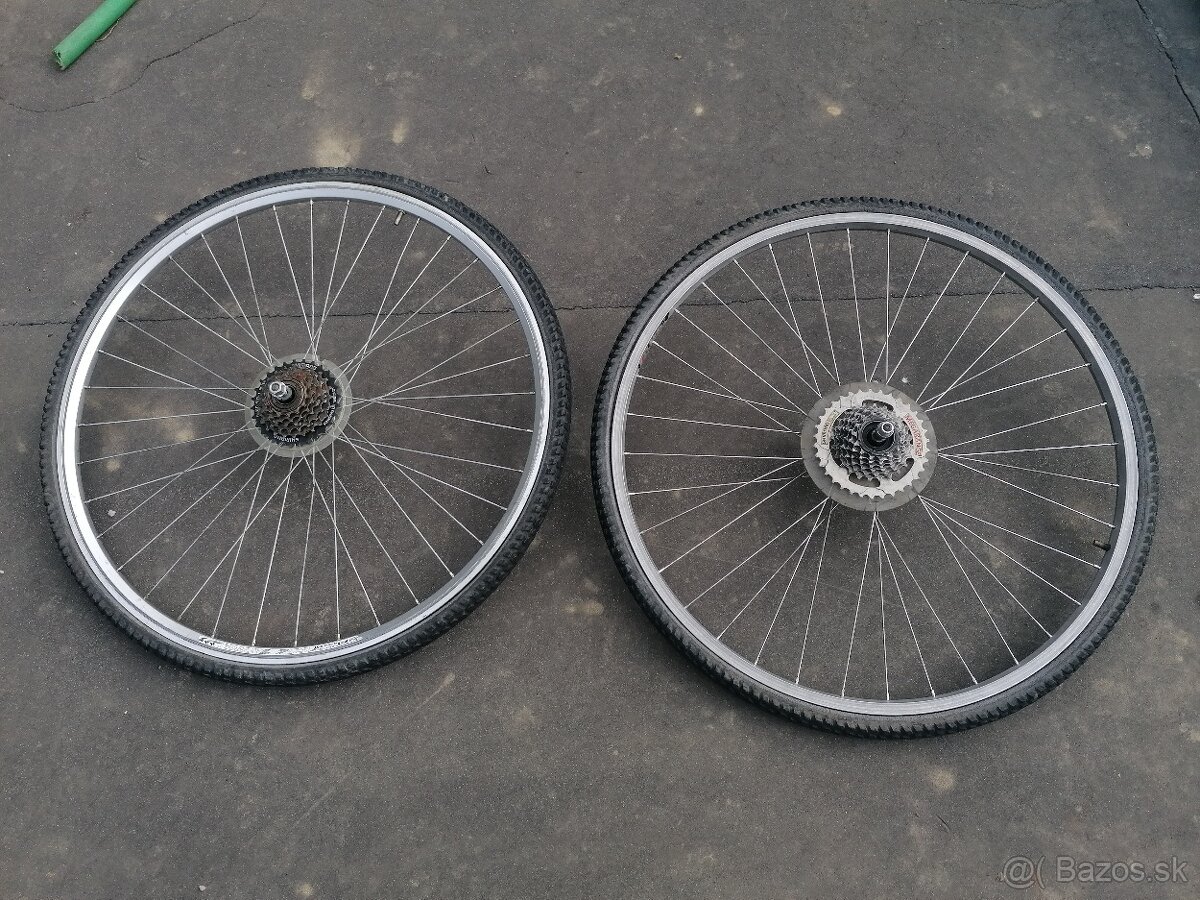 Predám zadné 28" kolesá na bicykel