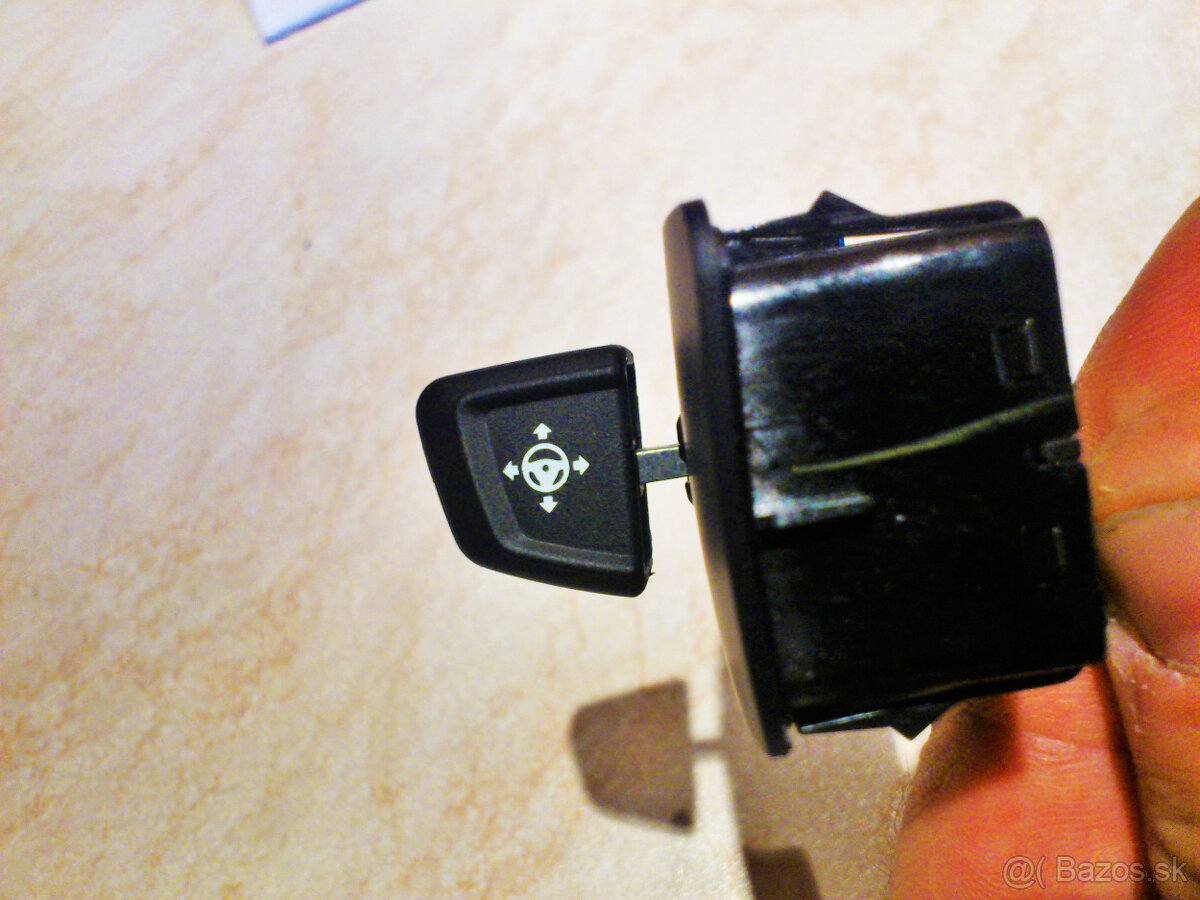 spínač nastavenia volantu na BMW