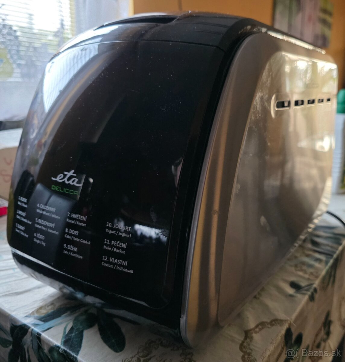 Domácu pekáreň Eta Delica II