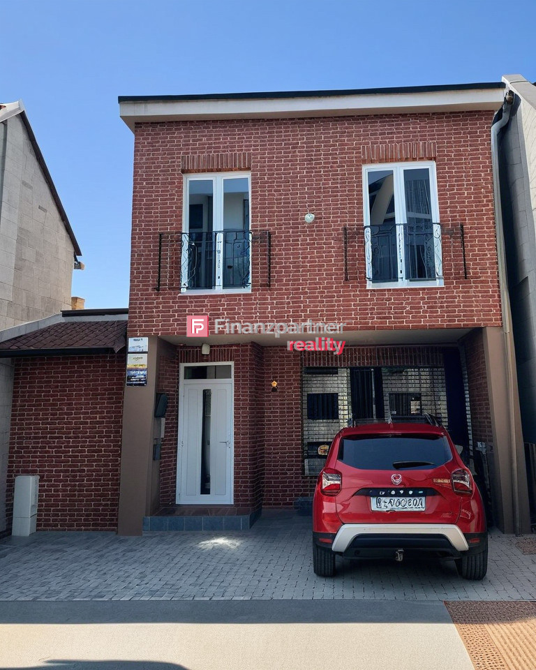 NOVINKA - Rodinný dom Piešťany Bratislavská ul. - 3 samostat