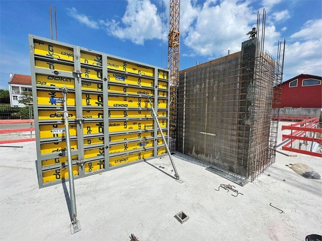 Hľadáme tesárov/šalovačov