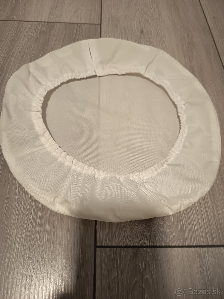 Biely navlek capicovy VB