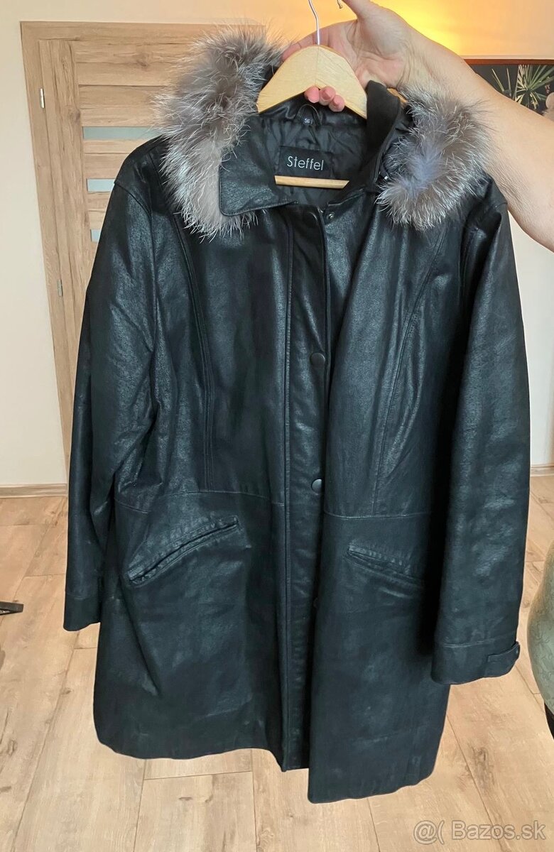 Dámska kožená bunda, veľkosť 56.