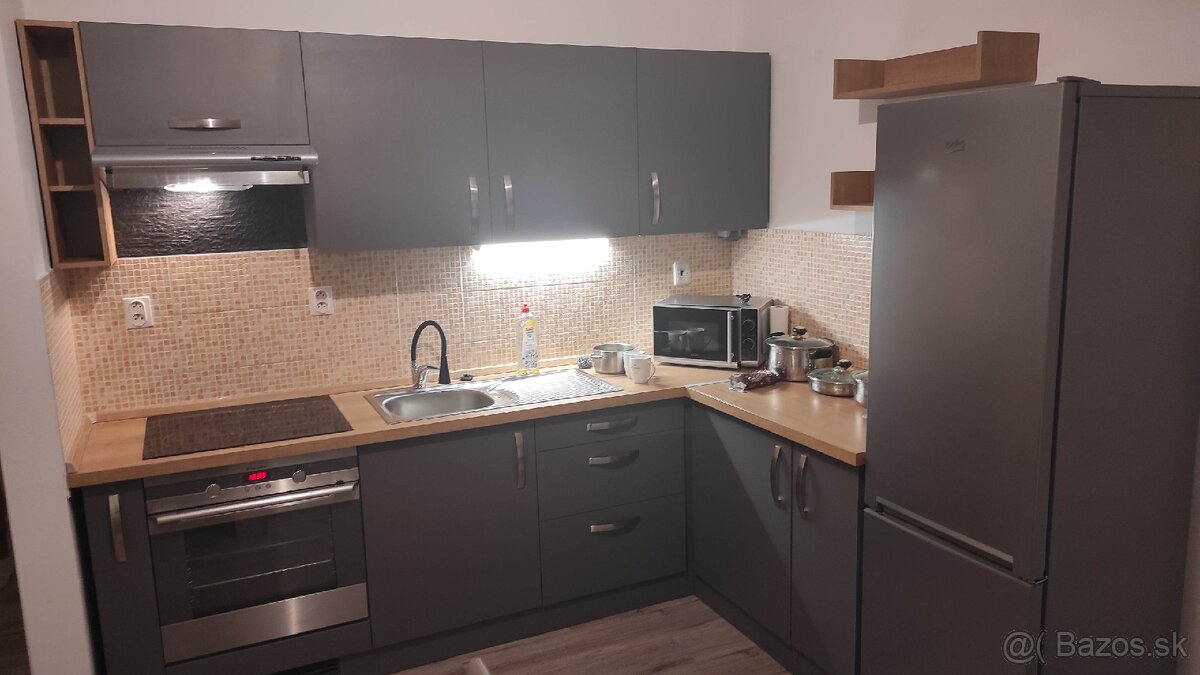 Prenájom 2 izbového bytu