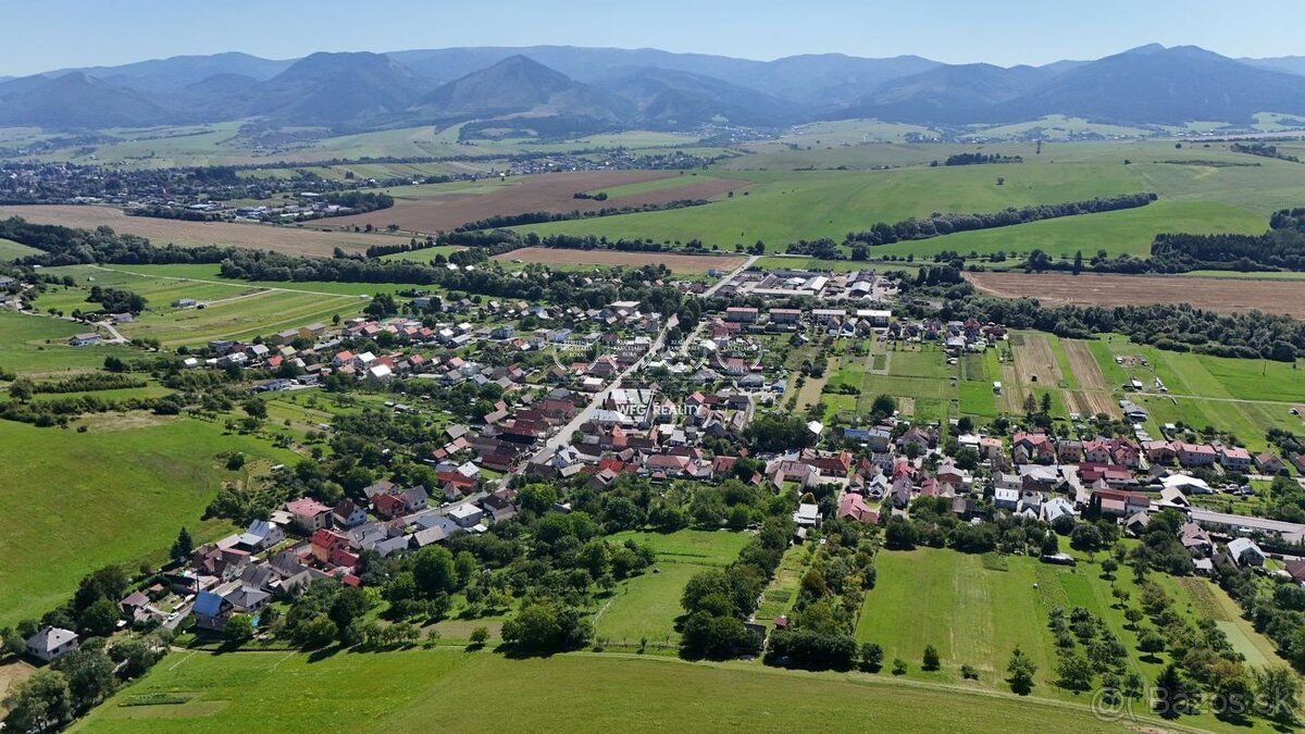 Stavebný pozemok (488 m2) – Zbyňov, tichá lokalita pod lesom