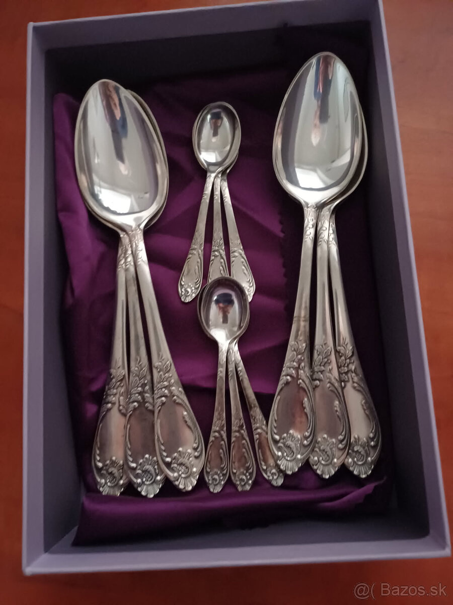 starožitné postriebrené predmety