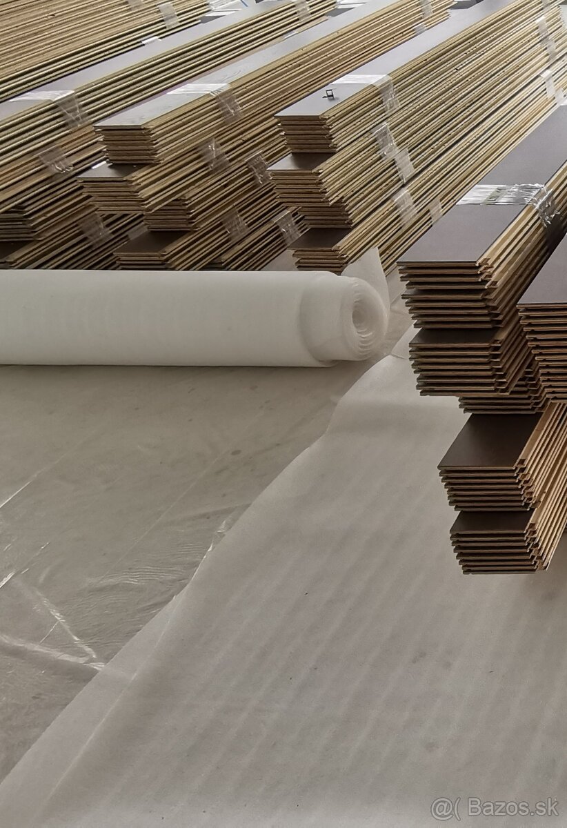 Drevená trojvrstvová plávajúca podlaha