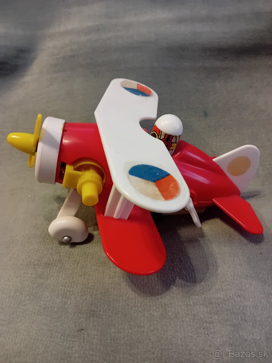 Hračka lietadlo