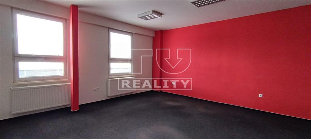 Tureality predava polyfunkčný objekt v Poprad-Stráže.