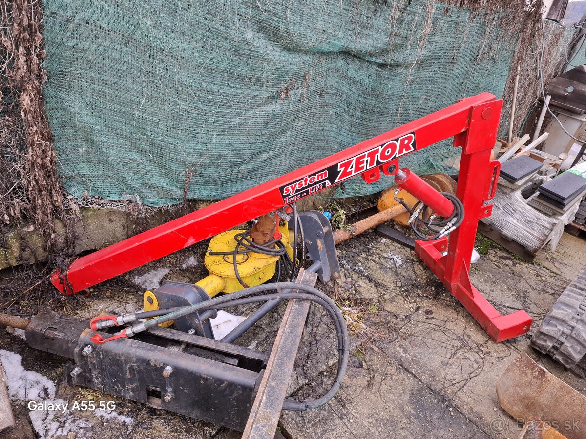 Predam hydraulicku ruku do troj bodu na traktor