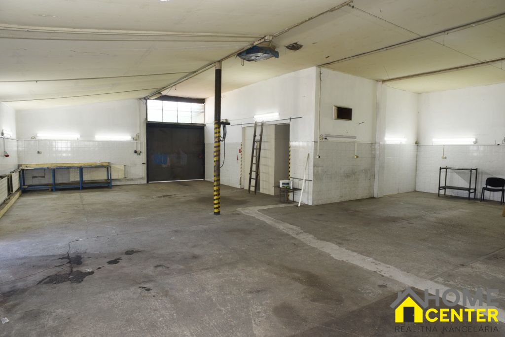 NA PRENAJOM VÝROBNÝ, SKLADOVÝ PRIESTOR, 210 m², KOMÁRNO