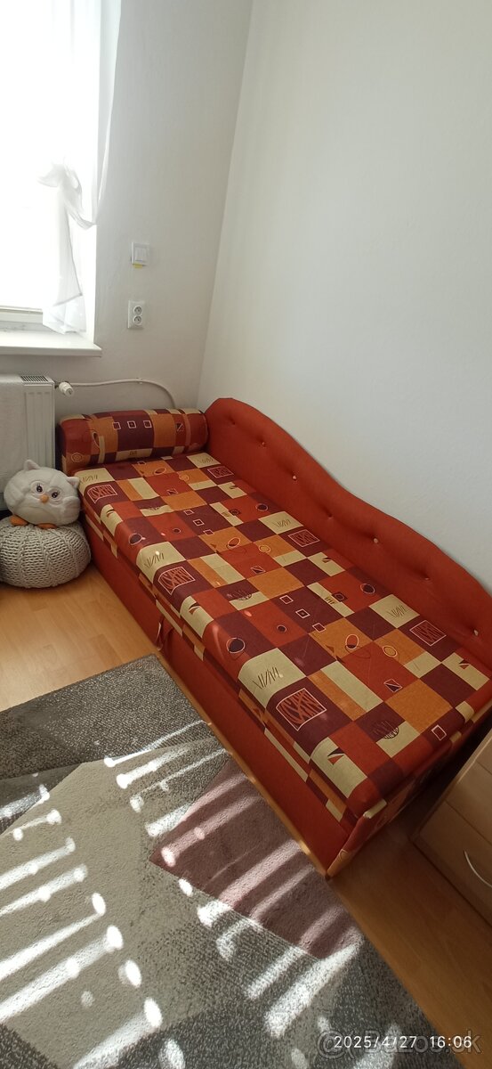 Čalúnená váľanda