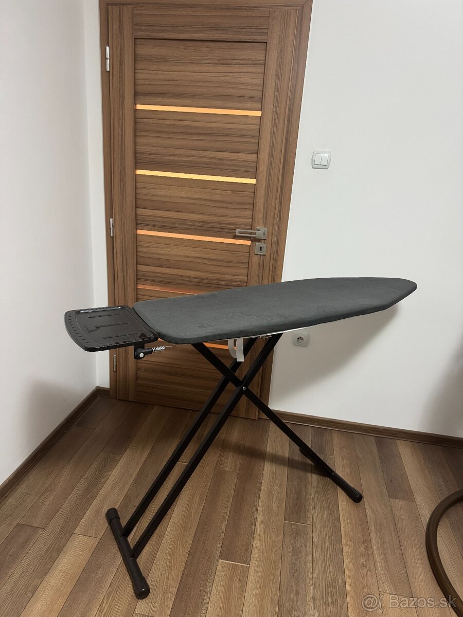 Žehliaca doska SIGURO (pevná, nepoužívaná)