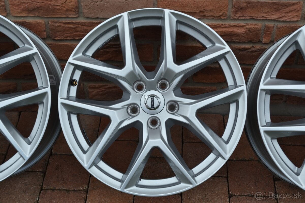 5x108 R18 Hlinikove disky Original Volvo XC40 XC60