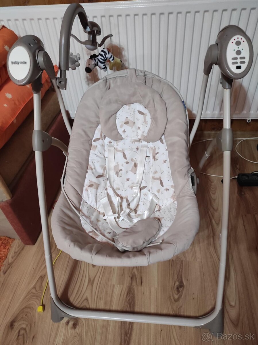 Hracie a hojdacie kreslo pre deti