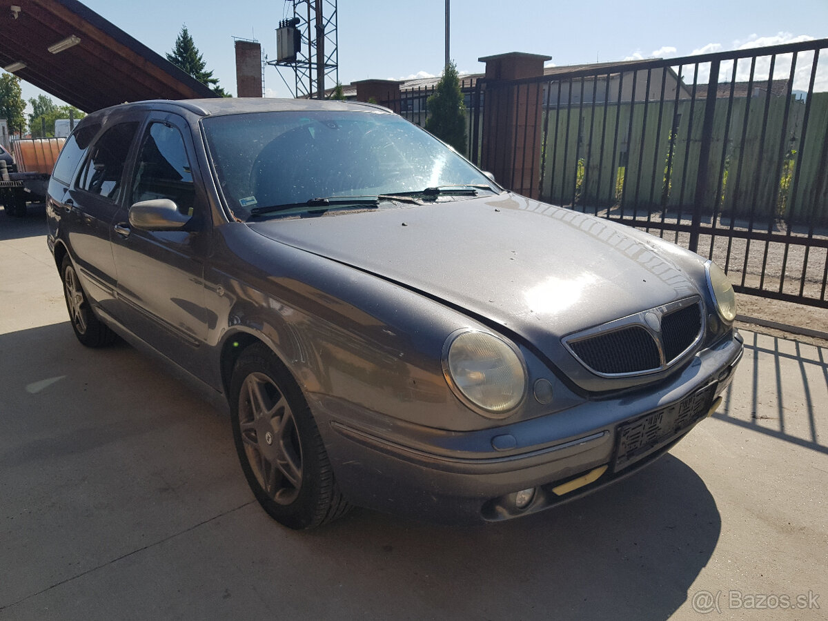 LANCIA LYBRA 1,9D 85KW RV.2002
