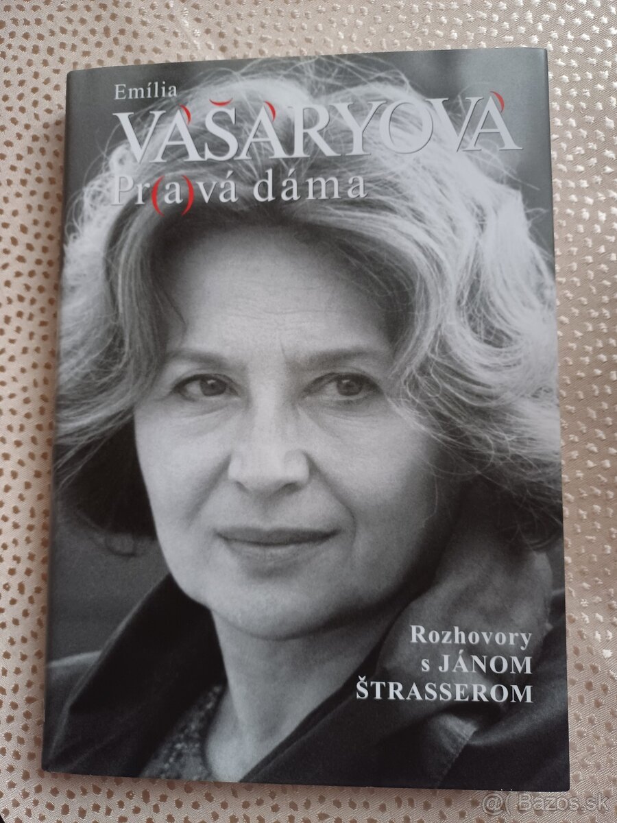 Emília Vášáryová