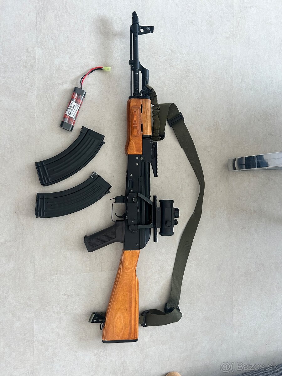 Airsoft AKM CM.048M kov/drevo