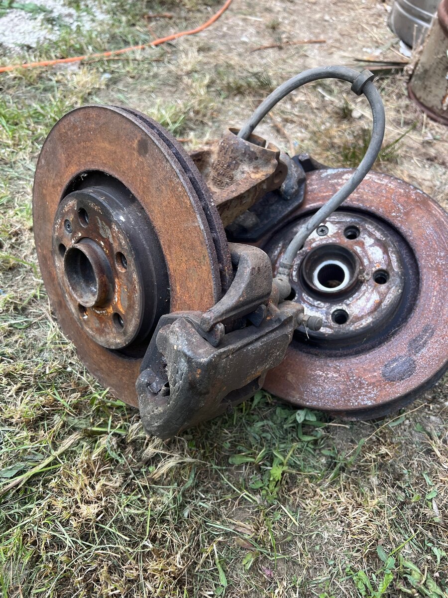 Tehlice/Otoče 5x100 280mm