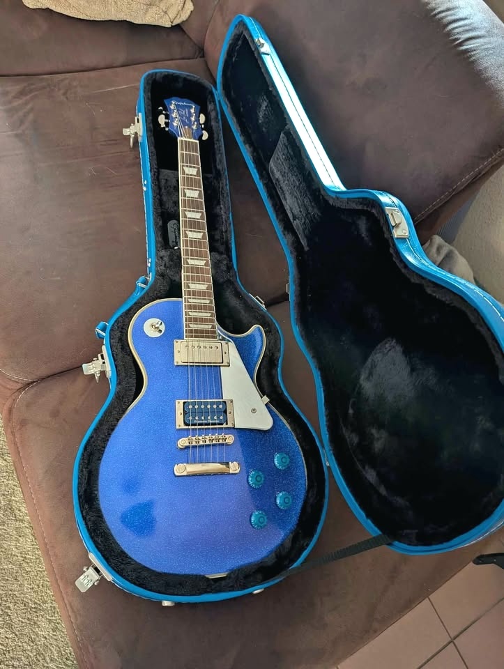 Epiphone Tommy Thayer Les Paul limitka Electric Blue