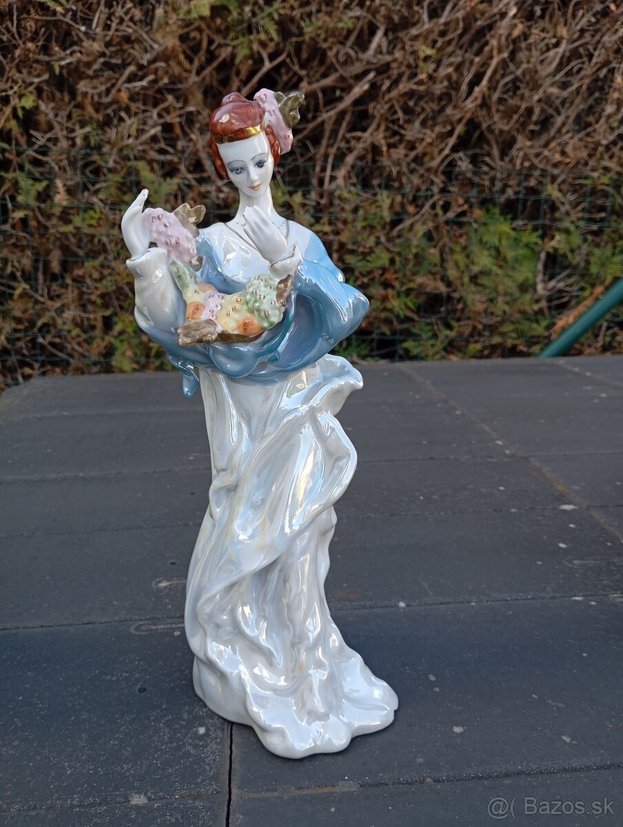 Predám pekné porcelánové sosky