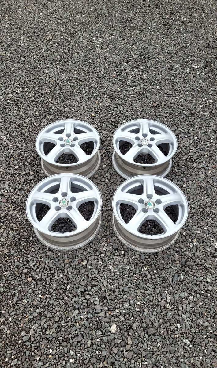 Elektróny 5x100 R15 Škoda