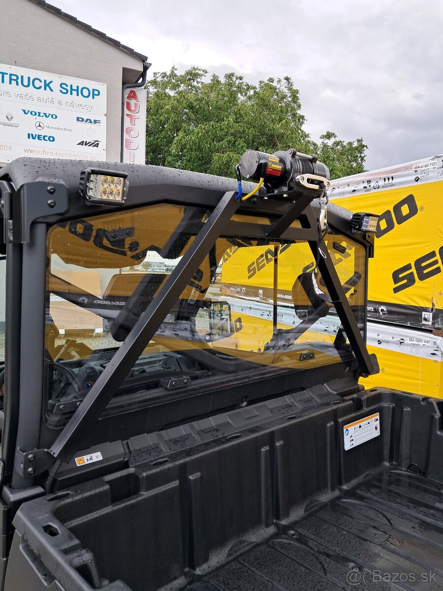 Rám na navijak CAN AM TRAXTER