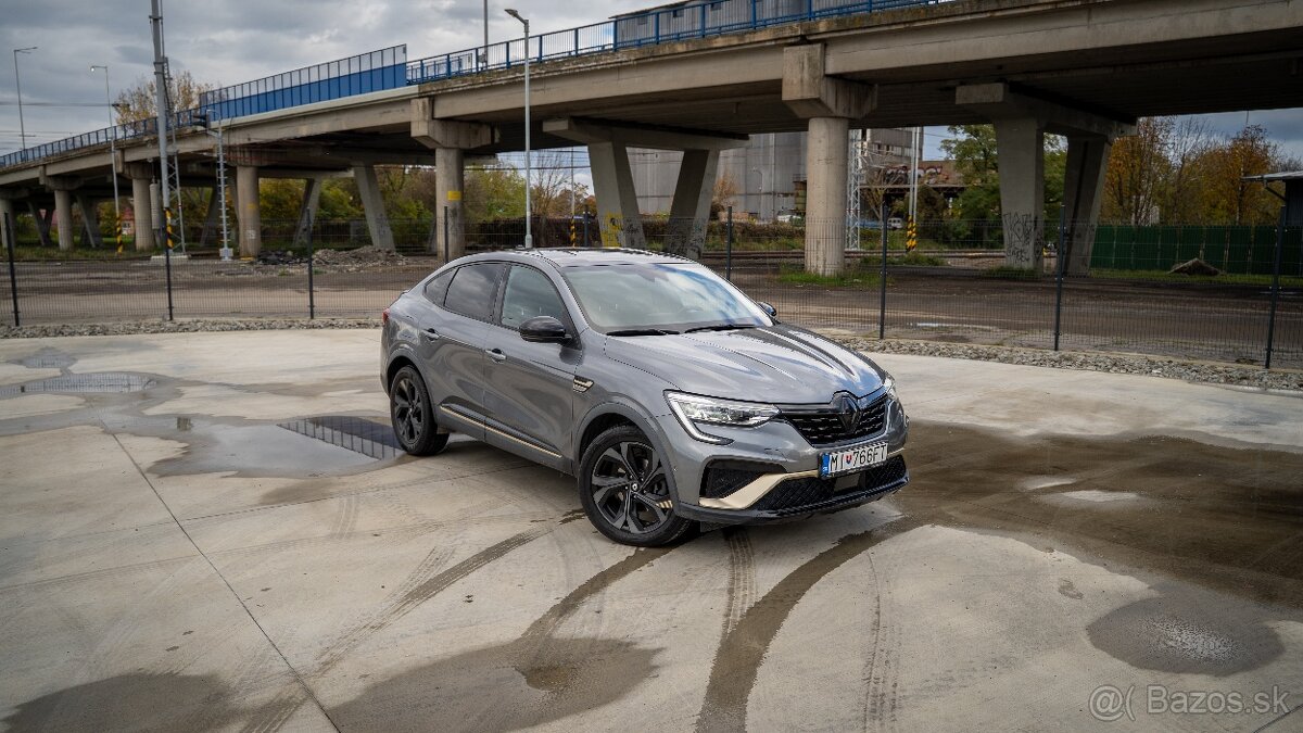 Renault Arkana 1.6 E-TECH, záruka 2027