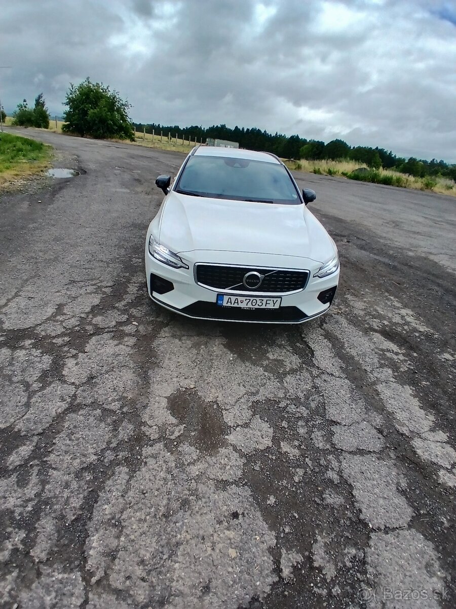 Volvo V60 R-Design
