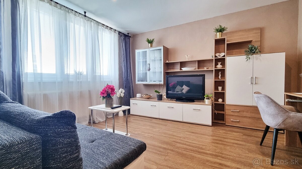 3-izbový byt s loggiou, Staré mesto-Košice, 70 m², Lomená ul