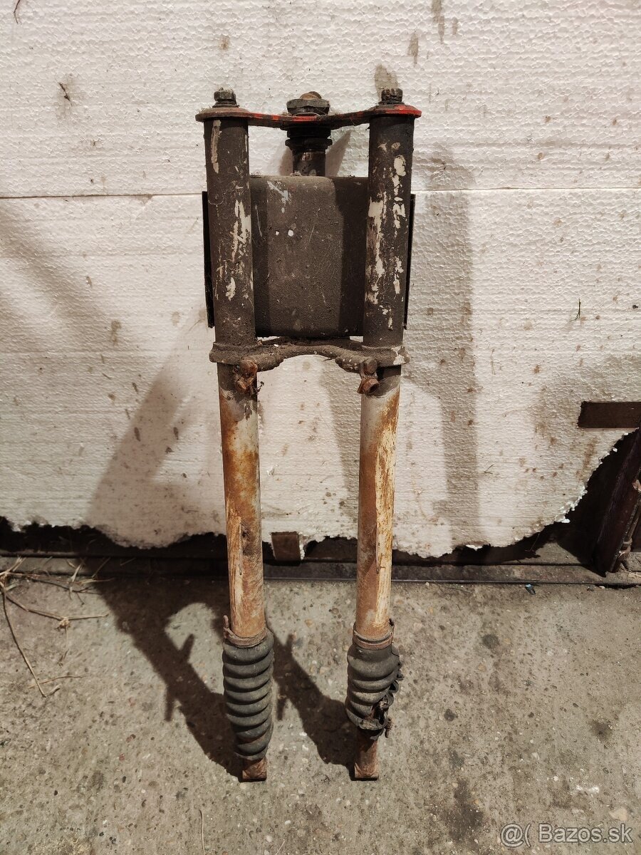 Predná vidlica Jawa pionier