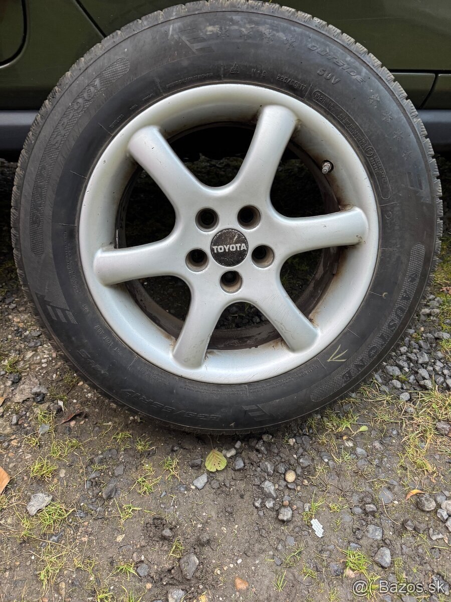 5x114,3 R17 originál Toyota + zimné pneu 225/65 R17