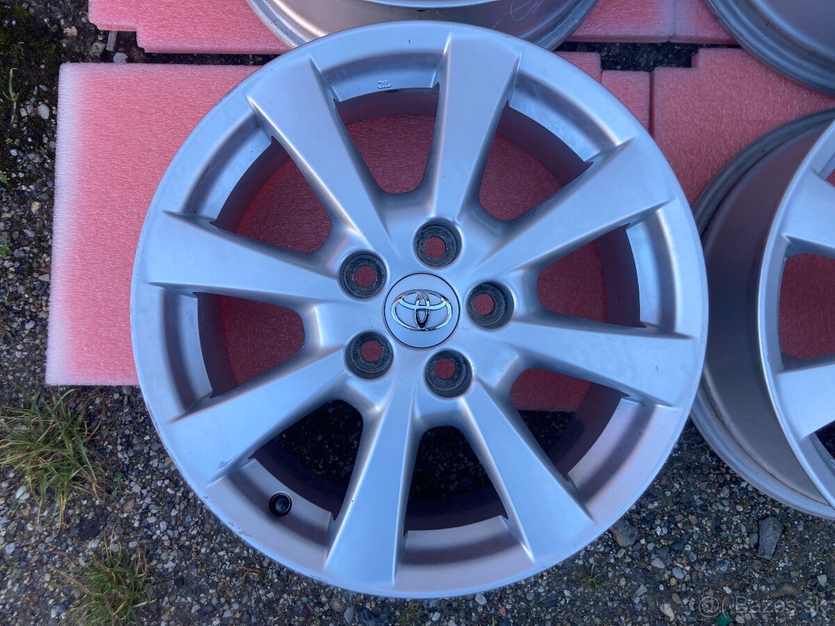 Toyota 5x114,3  R17 - 4ks