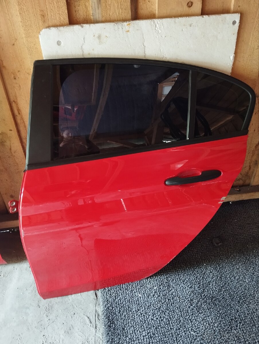 Nd zadne dvere akufor sedan fiat tipo