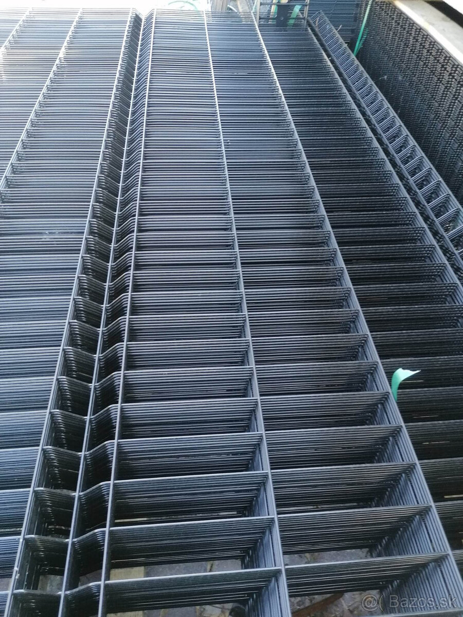 3D a 2D oplotenie/Rozvoz po celom Slovensku