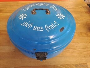 Starožitný modrý smaltovaný chlebník