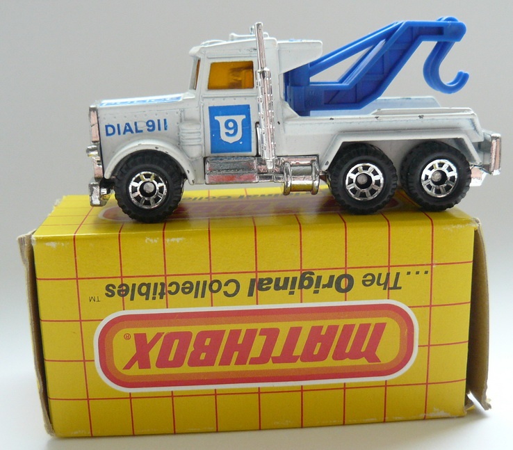 Matchbox MB61 Peterbilt Wreck Truck C2