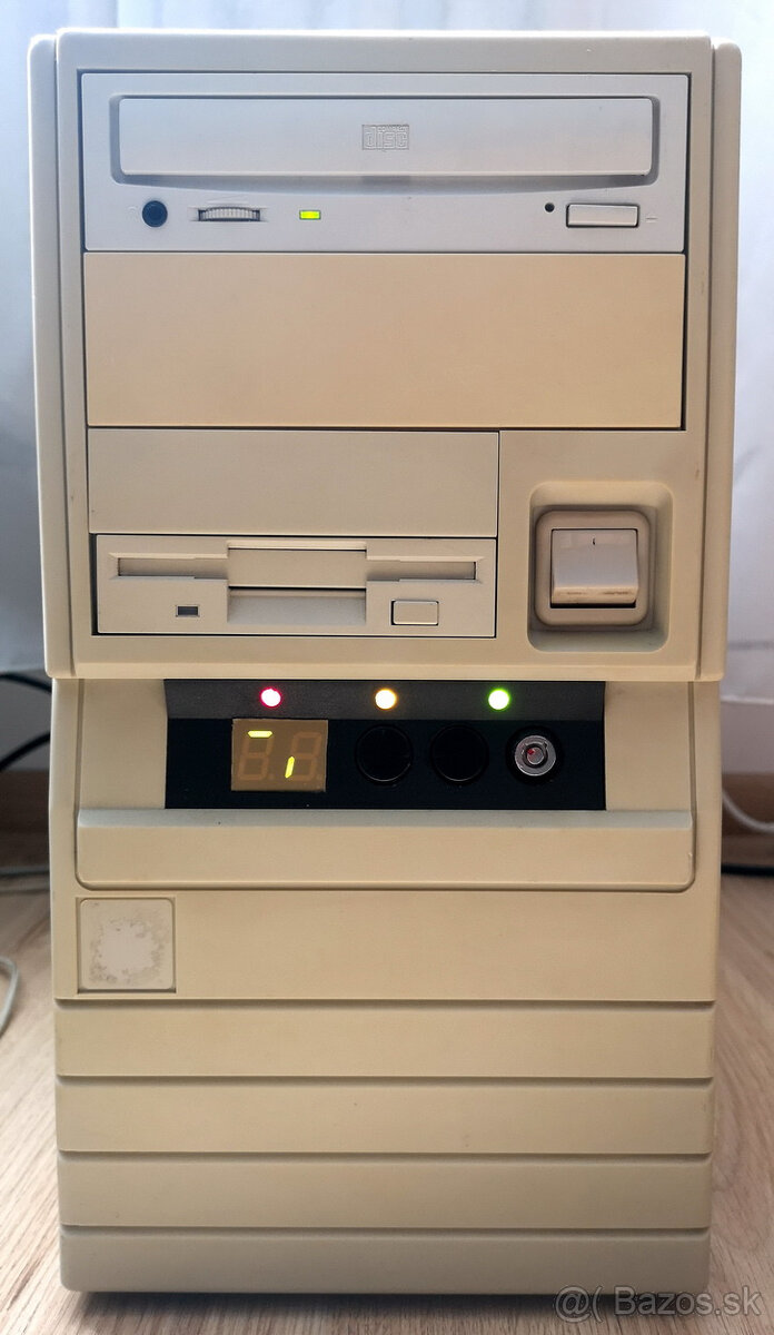 Predám Retro PC Am5x86 133 MHz (26)