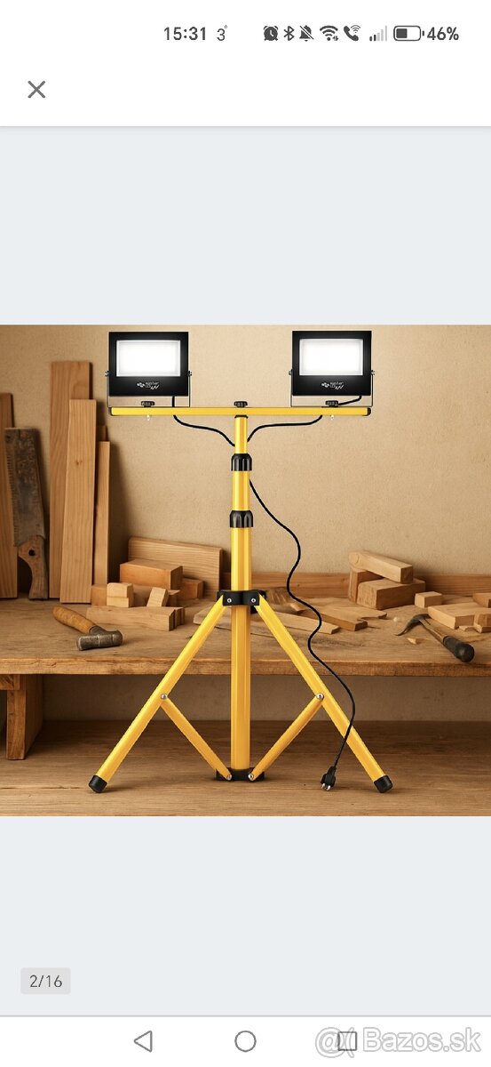 LED Reflektor so stojanom