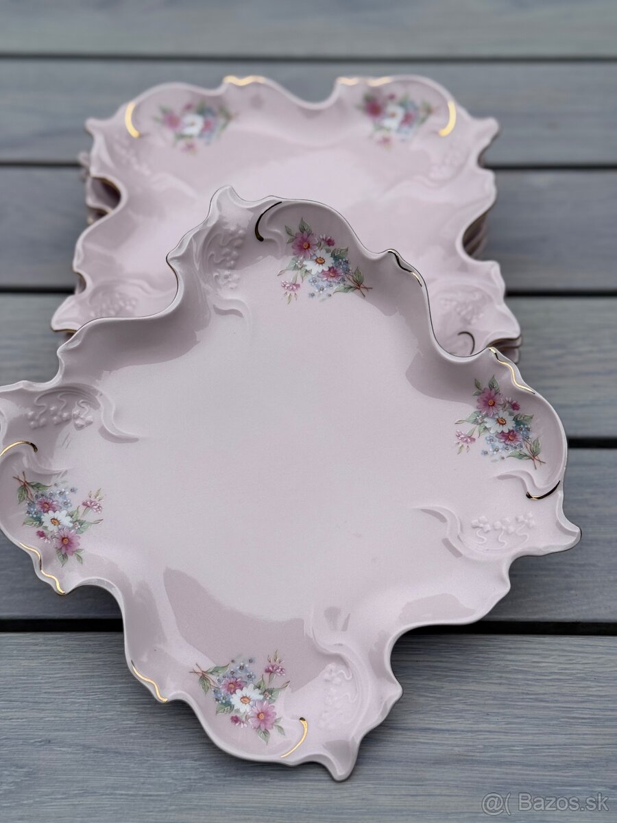 Karlovarský ružový porcelán -Chodov-taniere