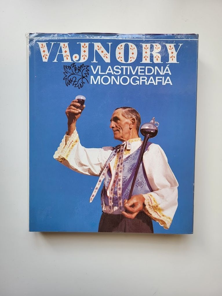 Ján Podolák - Vajnory (vlastivedná monografia)