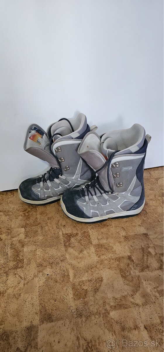 Snowboard topánky 44