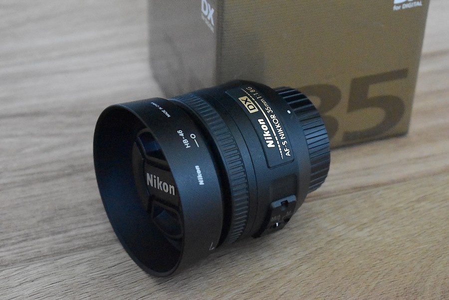 Nikkor 35 mm AF 1,8G pre nikon - krabica clona krytky