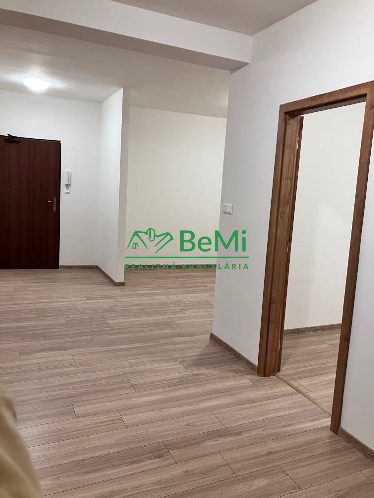 Predaj 3 izbový byt Rajecká Lesná, okres Žilina /52,1m2/ 0