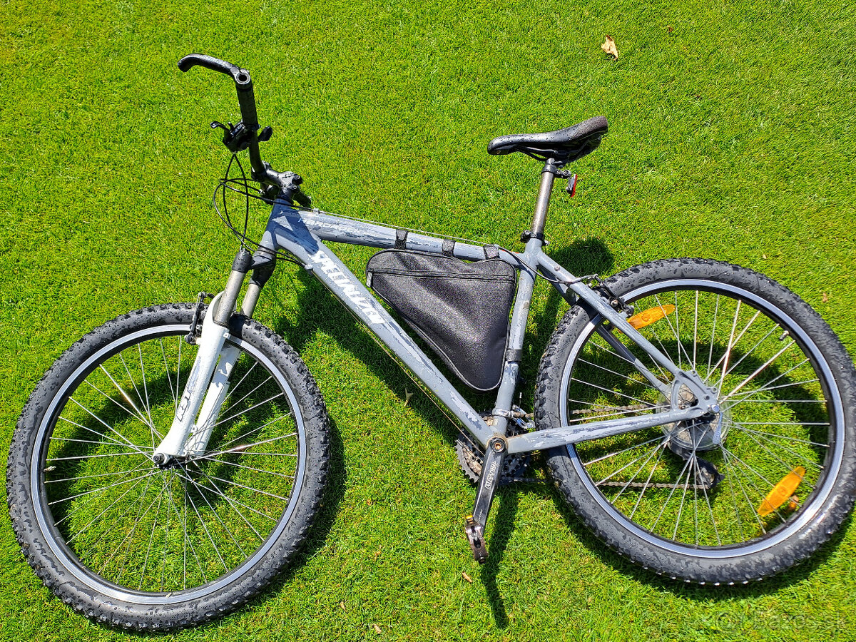 Preadam bicykel 26' znacky Specialized