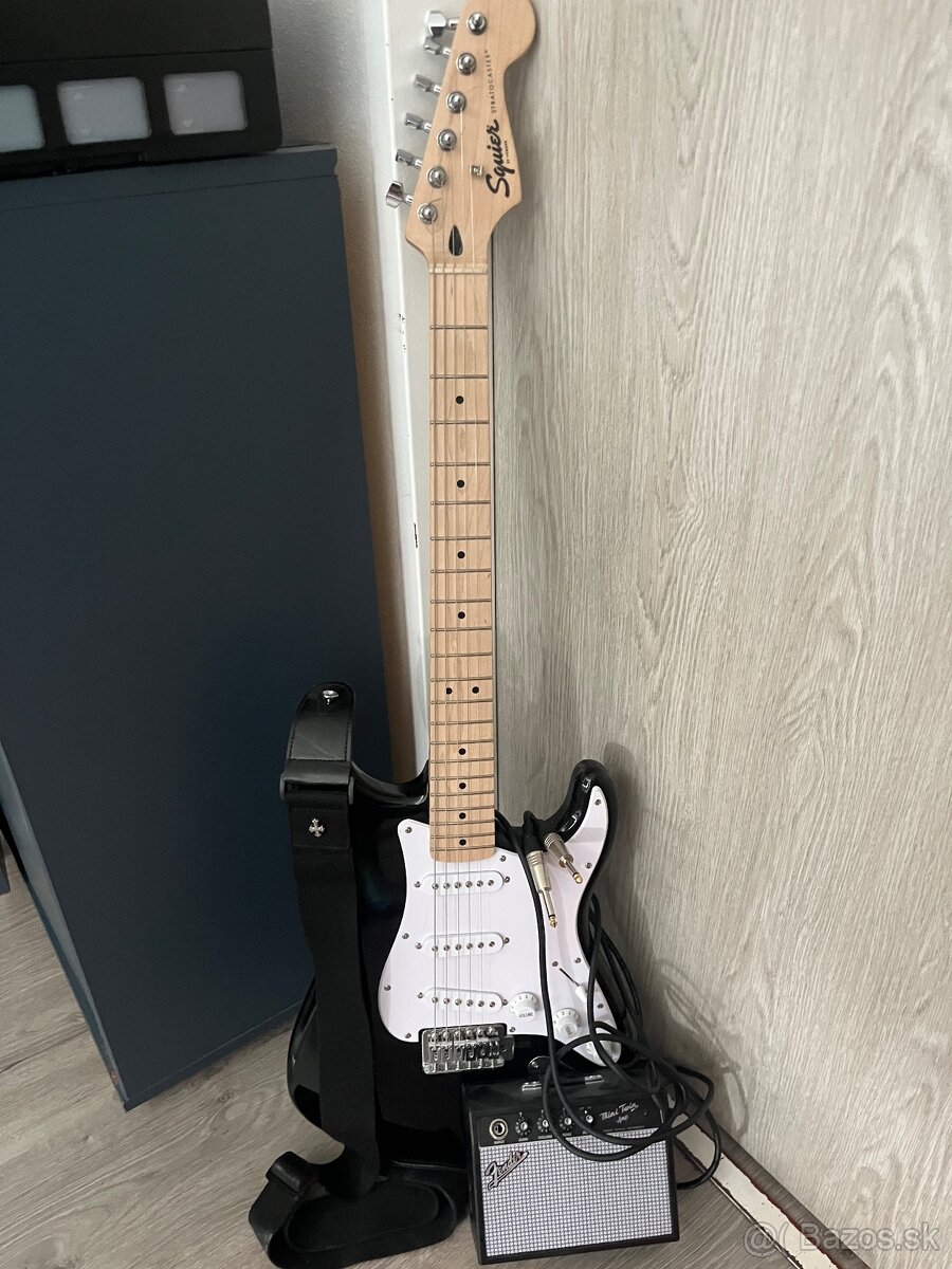 Elektrická gitara Fender Squier Stratocaster