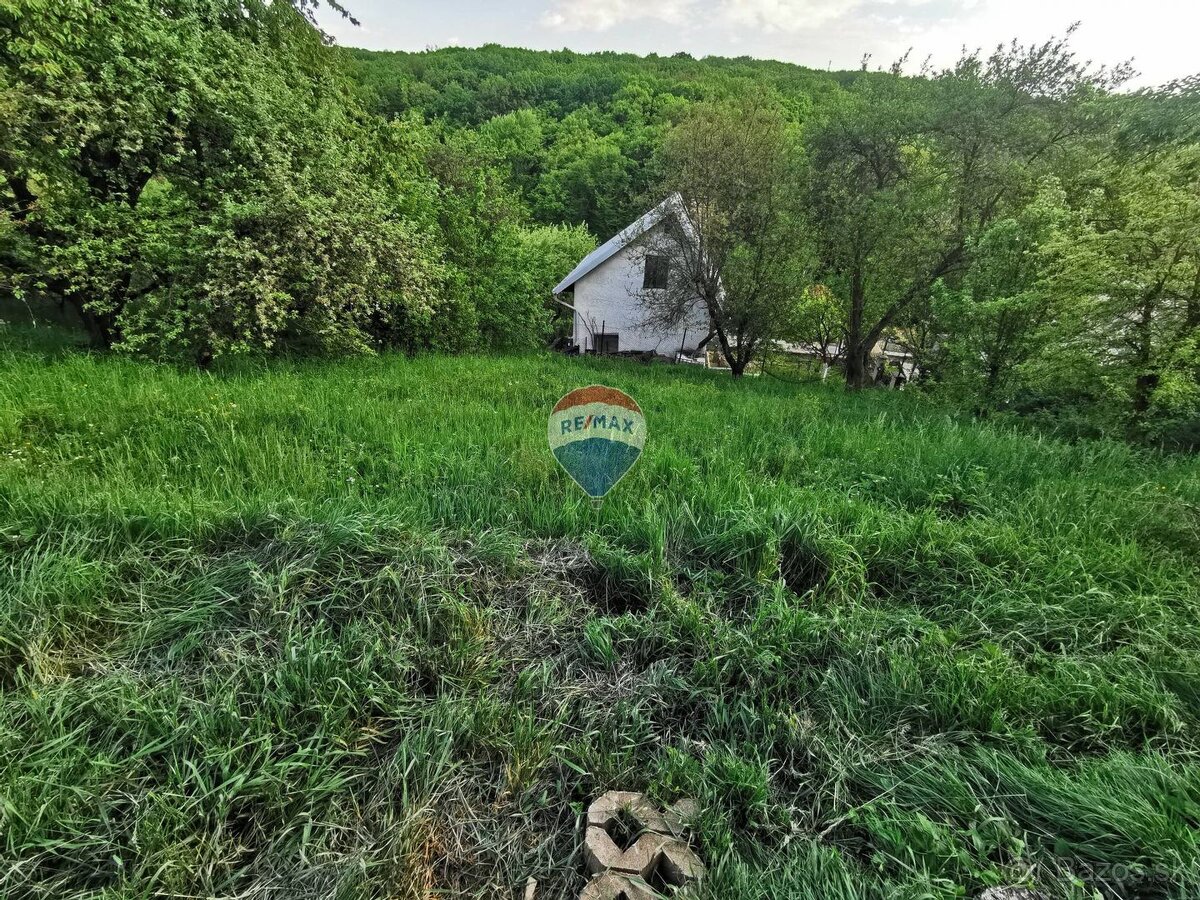 Predaj pozemku s chatou, rozloha 461 m2, Vyšná Hutka